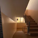 اقامة دارنا