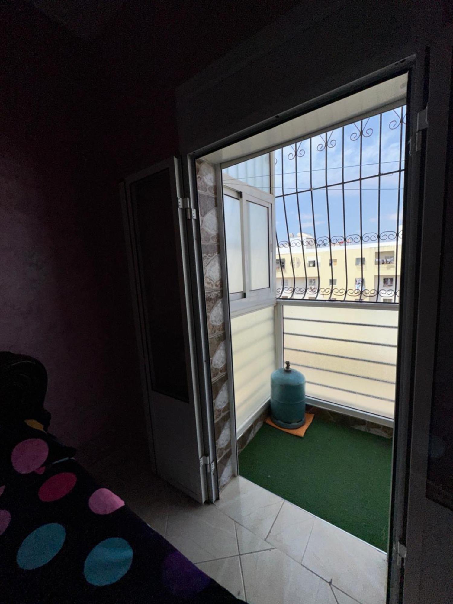 اقامة دارنا